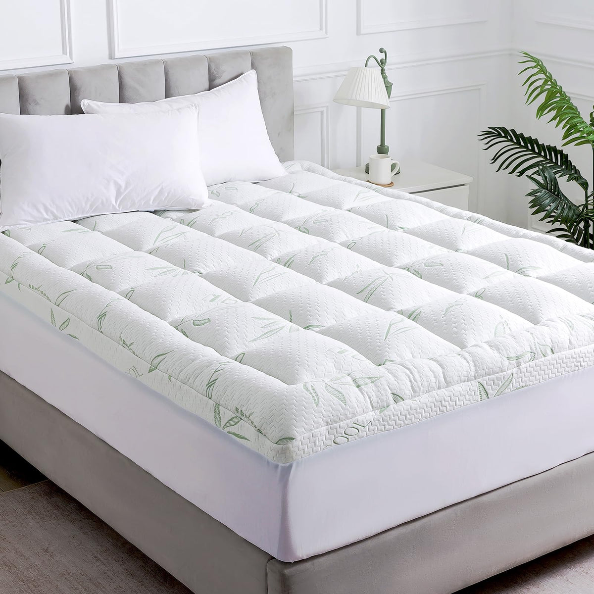 WhatsBedding Queen Topper with ultra-plush surface for cloud-like comfort.