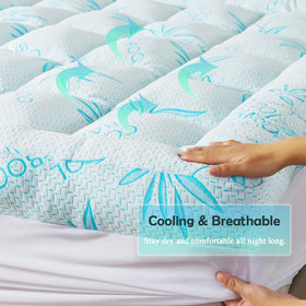 WhatsBedding queen-size blue topper adds comfort to your bed without bulk.