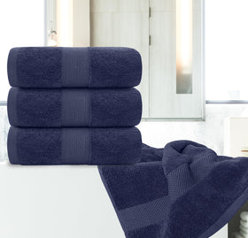 White Classic highly absorbent towels drying quickly after shower