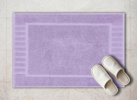 White Classic lavender bath mat, 22x34 inches, ample coverage.