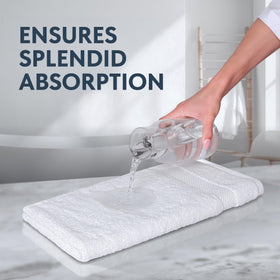 White Classic absorbent towels for fast drying after bath or spa use