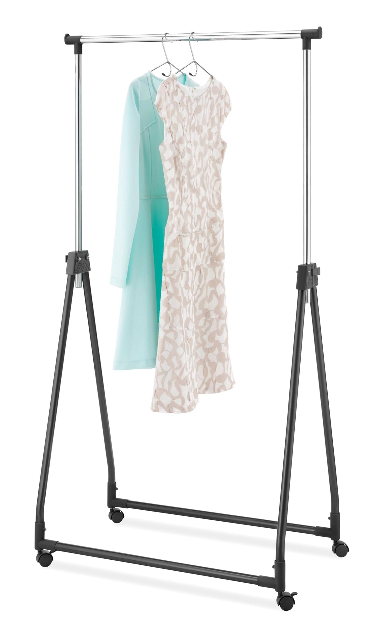 Whitmor garment rack demonstrates easy mobility for events