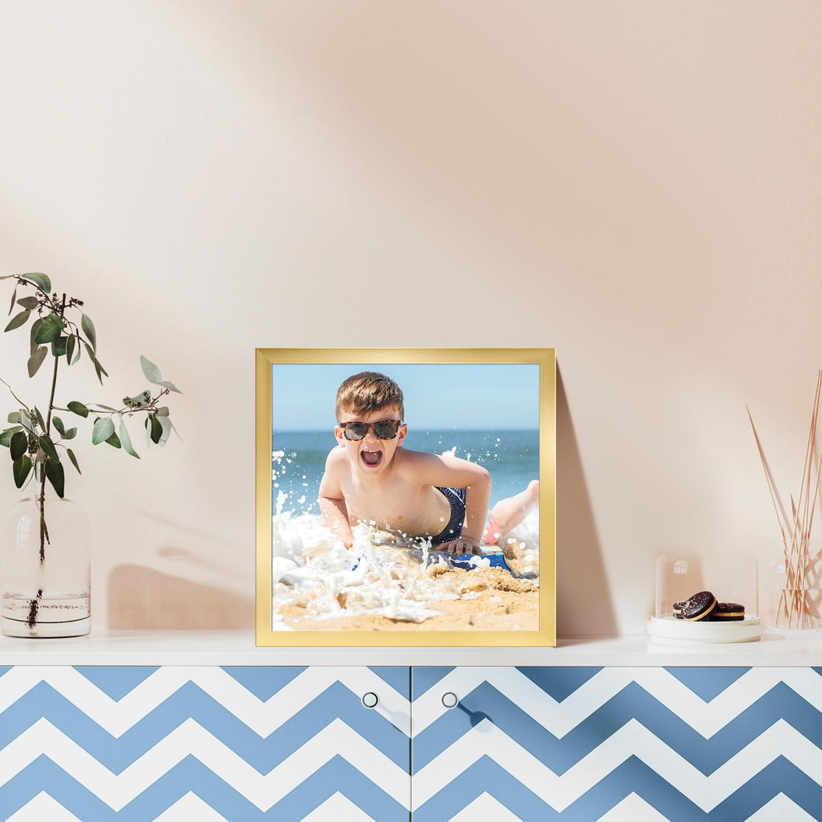WIFTREY gift-worthy gold frames for treasured memories.