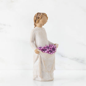 Willow Tree Simple Joys enclosure card sentiment enhances personal gifting.