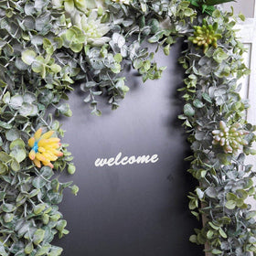 Winlyn hand-assembled eucalyptus garland leaves maintain full, natural fullness.