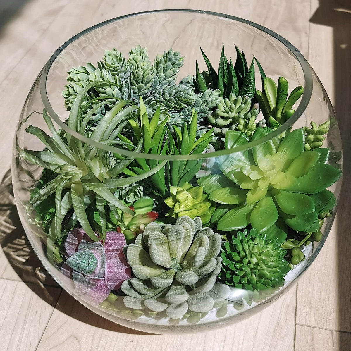 Winlyn String of Pearls pick creates trailing greenery for centerpieces.