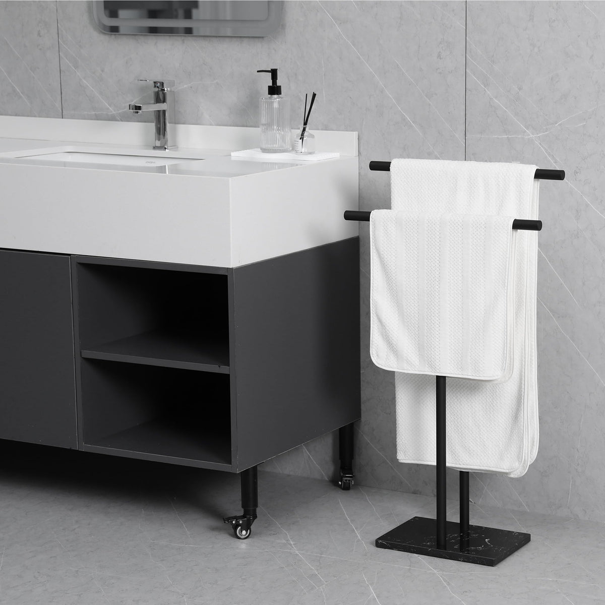 WISATO floor-standing design fits small bathrooms without clutter.