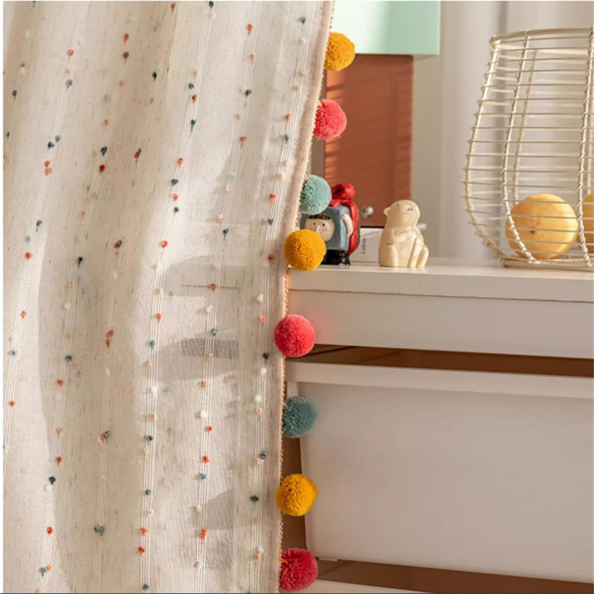 WJLQLM easy-care machine-wash curtain suits busy homes.
