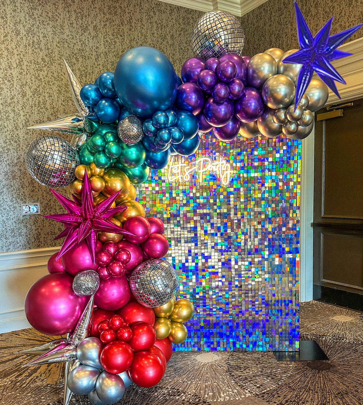 Woaipati foil disco balloon 2-pack adds shiny focal accents for dance floors