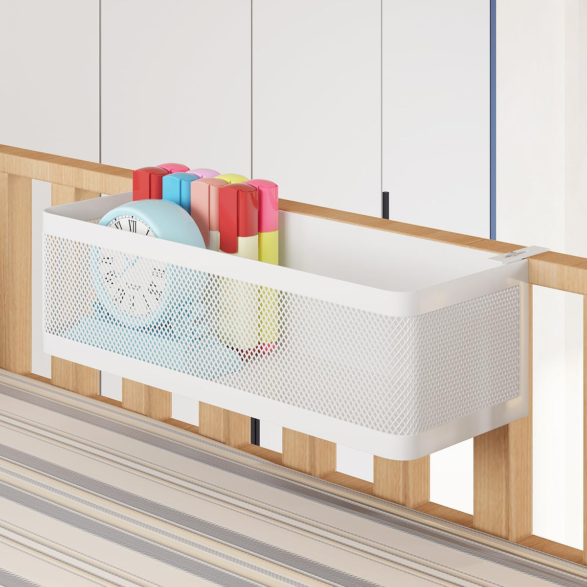 WOCHUANGSI shelf stores phones, glasses, notebooks, snacks—handy in tight spaces.