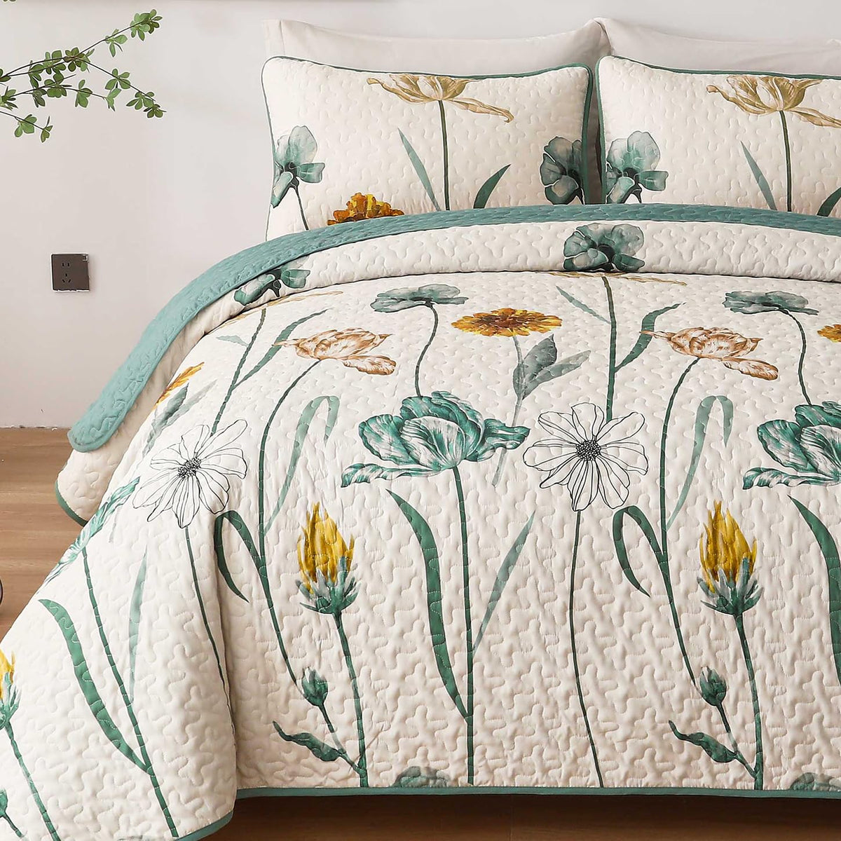 WONGS BEDDING floral quilt set handles machine washing with ease