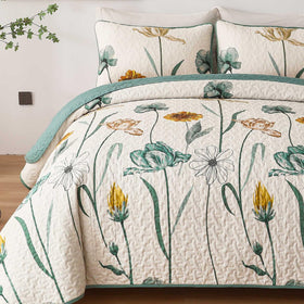 WONGS BEDDING floral quilt set handles machine washing with ease