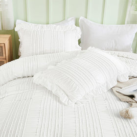 The WONGS BEDDING set is easy to care for and machine washable.