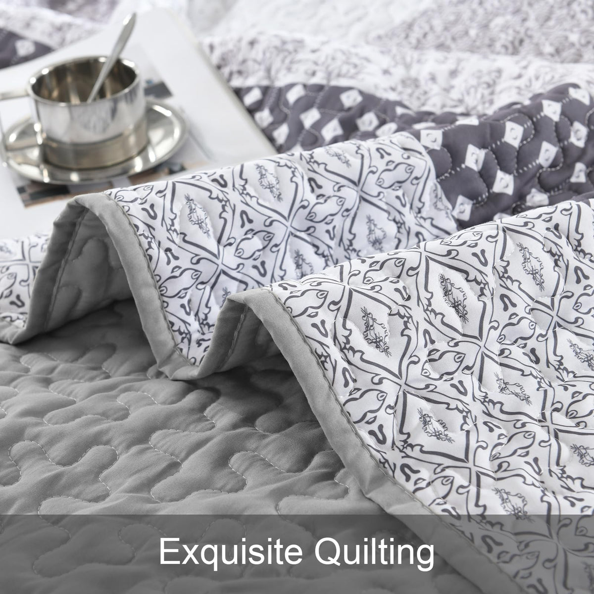 WONGS BEDDING queen-size set packaging displaying included quilt and two shams.
