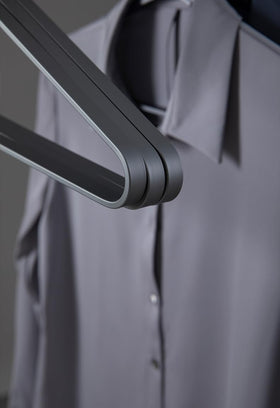WONQEXZ waterproof aluminum alloy hanger withstands daily use