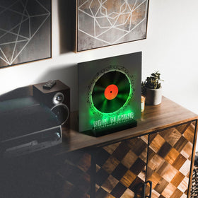 Woodoulogy Now Playing USB-powered lighting setup for ambient mood