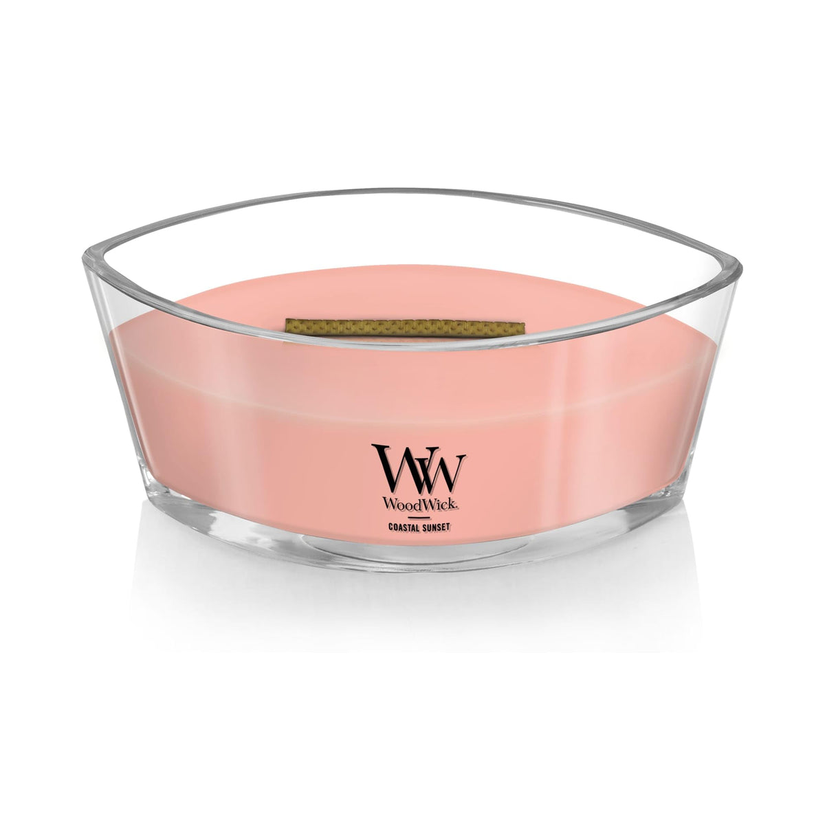 WoodWick clean burn wax blend minimizes residue for a tidy experience.