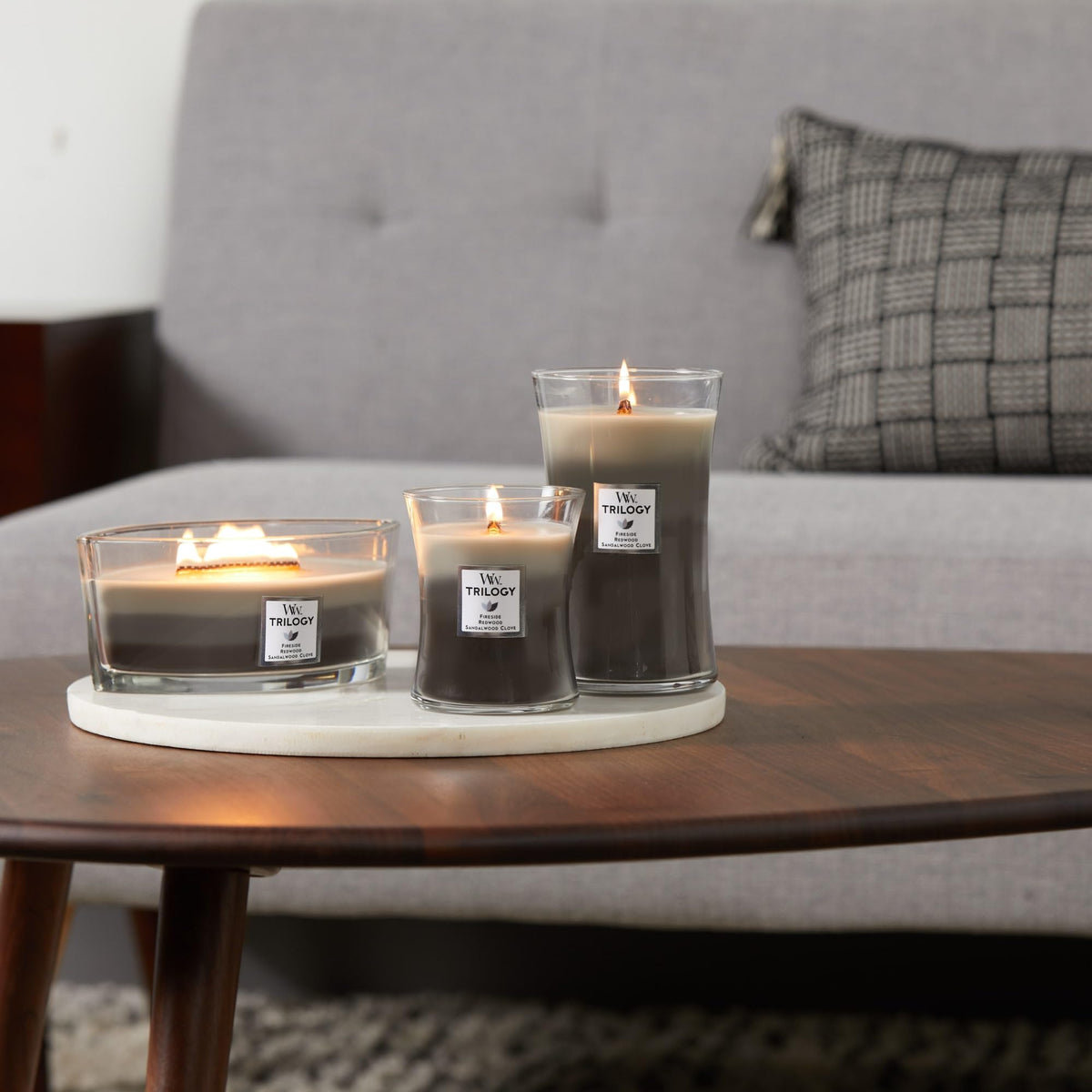 WoodWick ellipse vessel yields a large wax pool for a bold fragrance footprint.