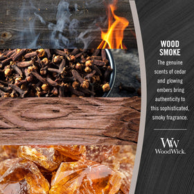 WoodWick Large Hourglass Candle in room ambiance showcases even melt pool.