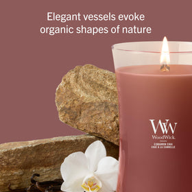 WoodWick large hourglass candle packaging, ideal gift-ready presentation.