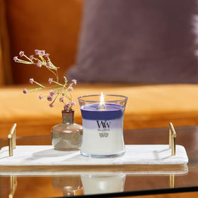 WoodWick Evening Luxe wick crackle creates cozy ambiance during quiet nights.