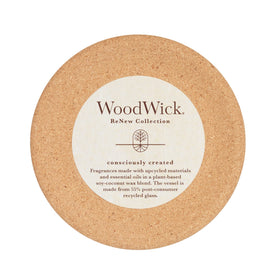 WoodWick Tomato Leaf & Basil aroma in a garden inspired setting