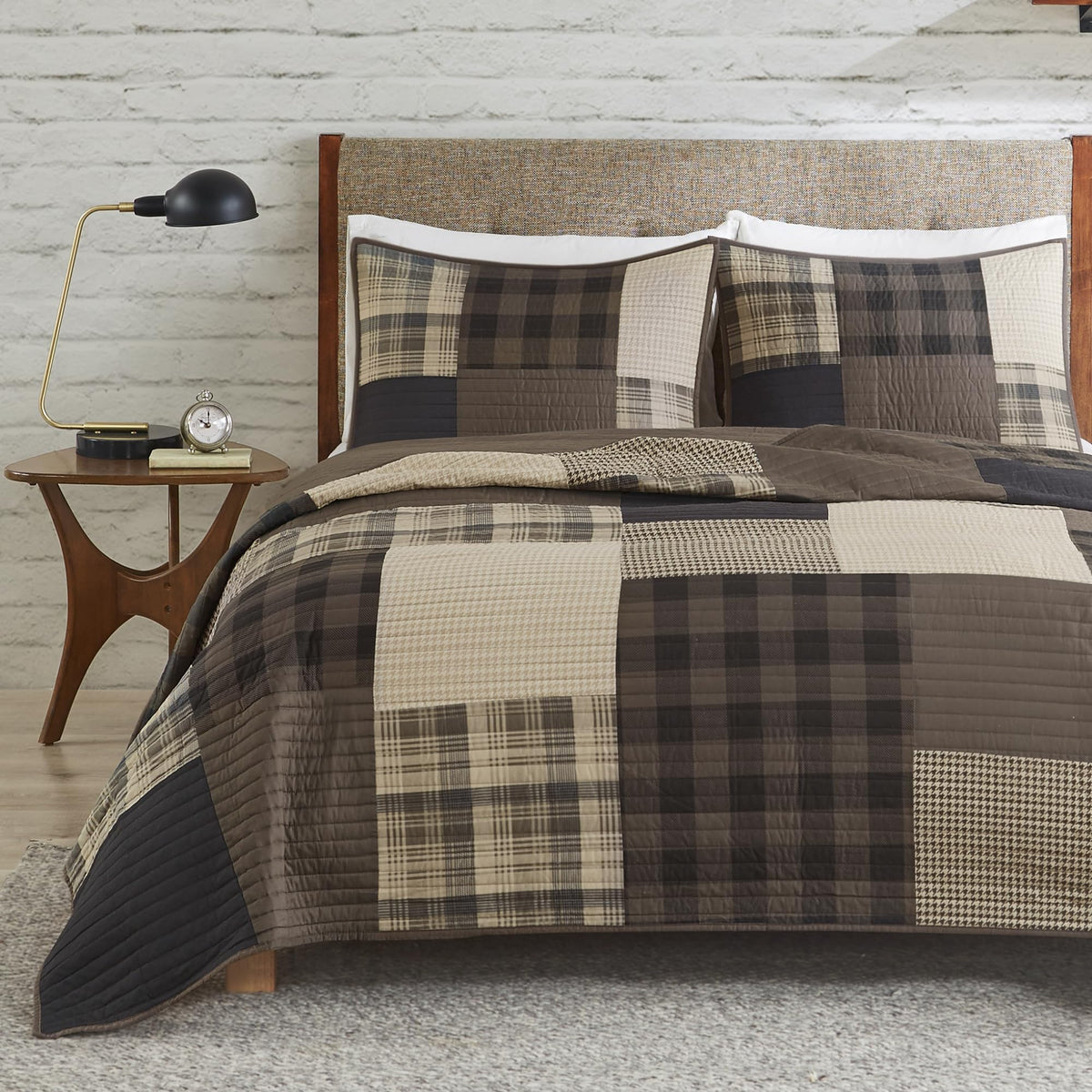 Woolrich Winter Hills quilt top view with cabin plaid mix for cozy décor