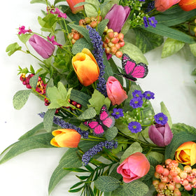 WreathDream boxed packaging protects the wreath during delivery.