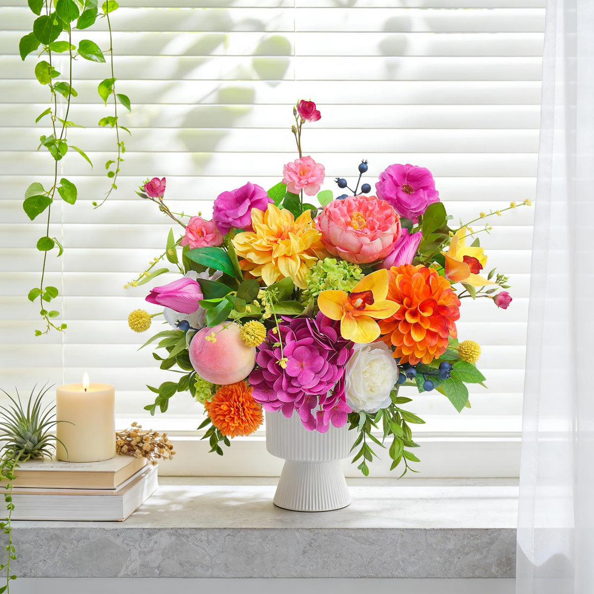 Easy arrangement adjustments help craft your ideal display