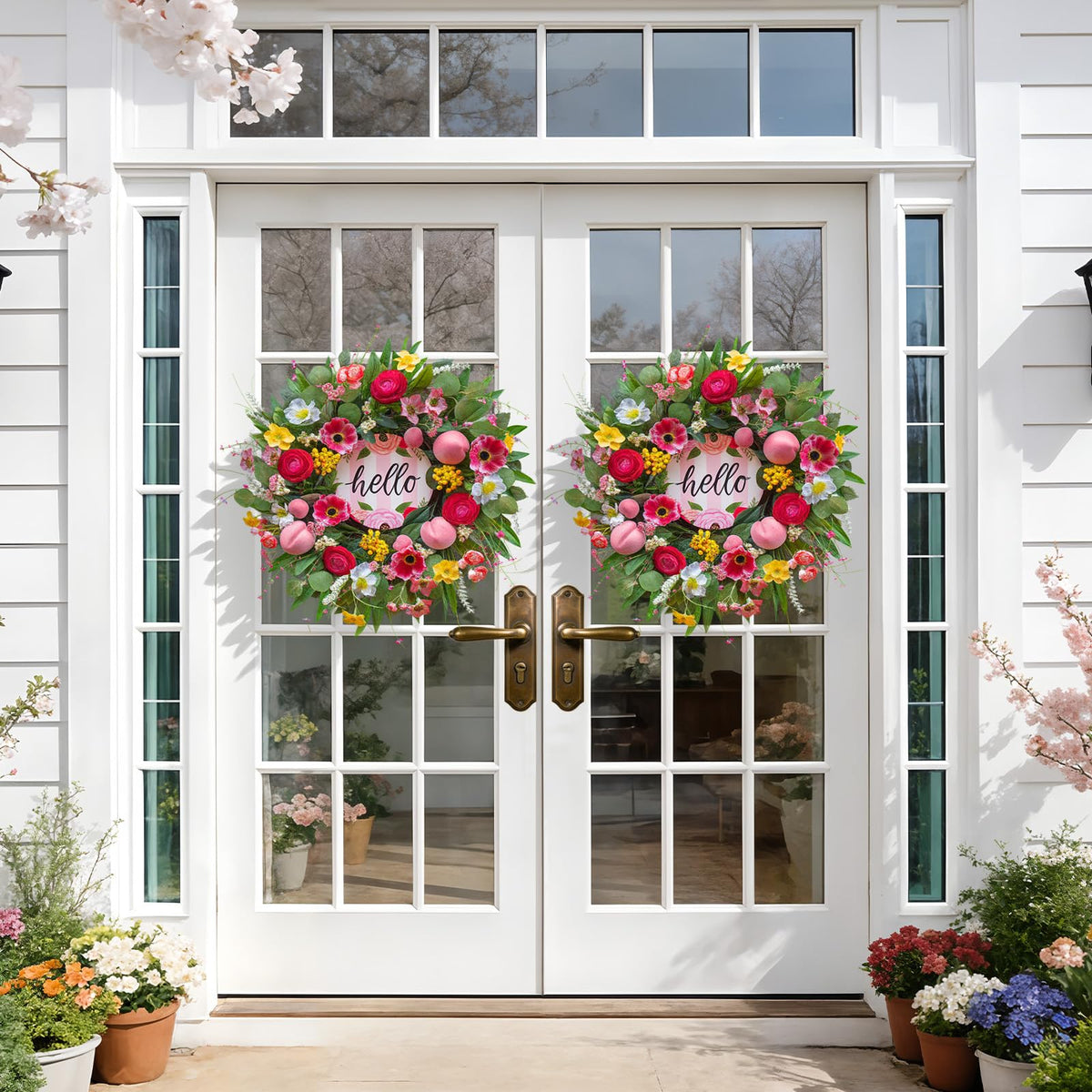 WreathQueen secure hanging loop enables quick, stable front door mounting.