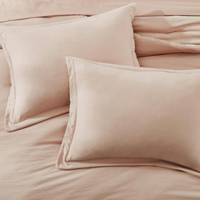 WRENSONGE all-season warmth and softness for year-round comfort.