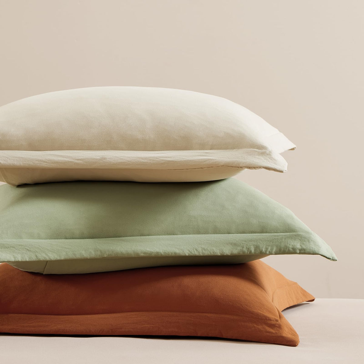 WRENSONGE pillowcases provide smooth, neat bed styling