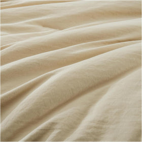 WRENSONGE queen flat sheet 90x102 provides generous coverage and everyday comfort.