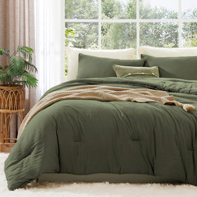 WRENSONGE Queen comforter in olive green, soft and lightweight for year-round coziness