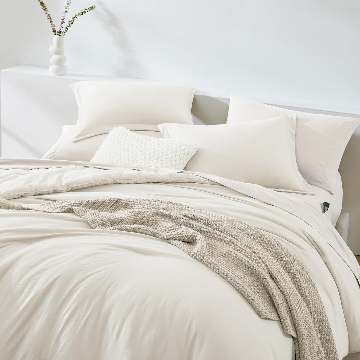 Wrensonge pillowcases 20x30 deliver a soft, smooth surface for restful sleep.