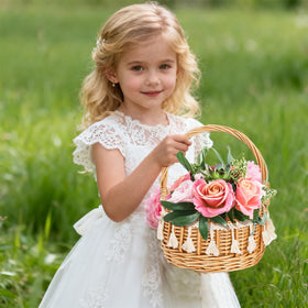 WRINGKIT DIY-ready styling for fresh flowers or decorative leaves.