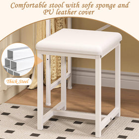 X-cosrack fabric drawers keep cosmetics and jewelry neatly stored.