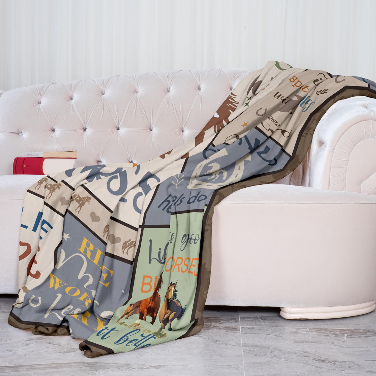 XALAZY outdoor ready horse blanket for picnics or camping