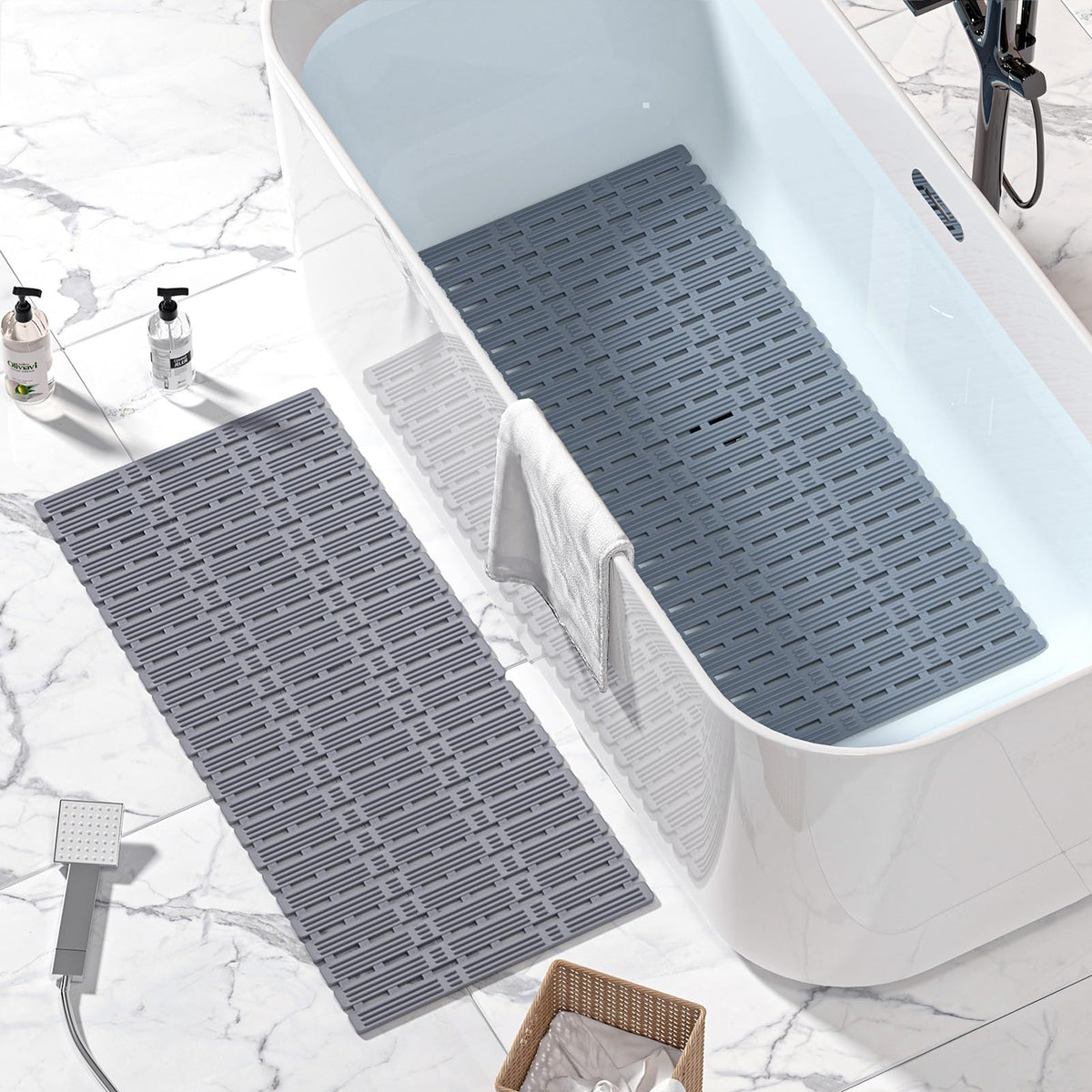 XIYUNTE bath mat with suction cups for steady tub grip