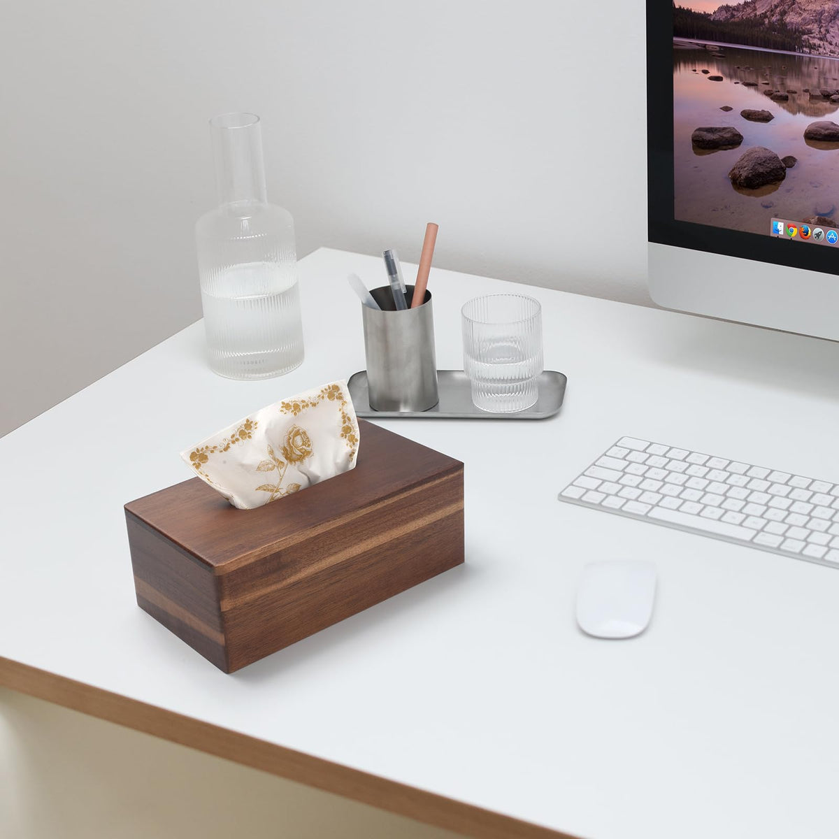 XIMISISE natural color wooden box adds subtle warmth to everyday spaces.