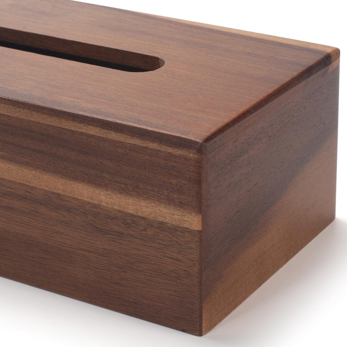 XIMISISE open-bottom design enables quick tissue replacement and effortless maintenance.