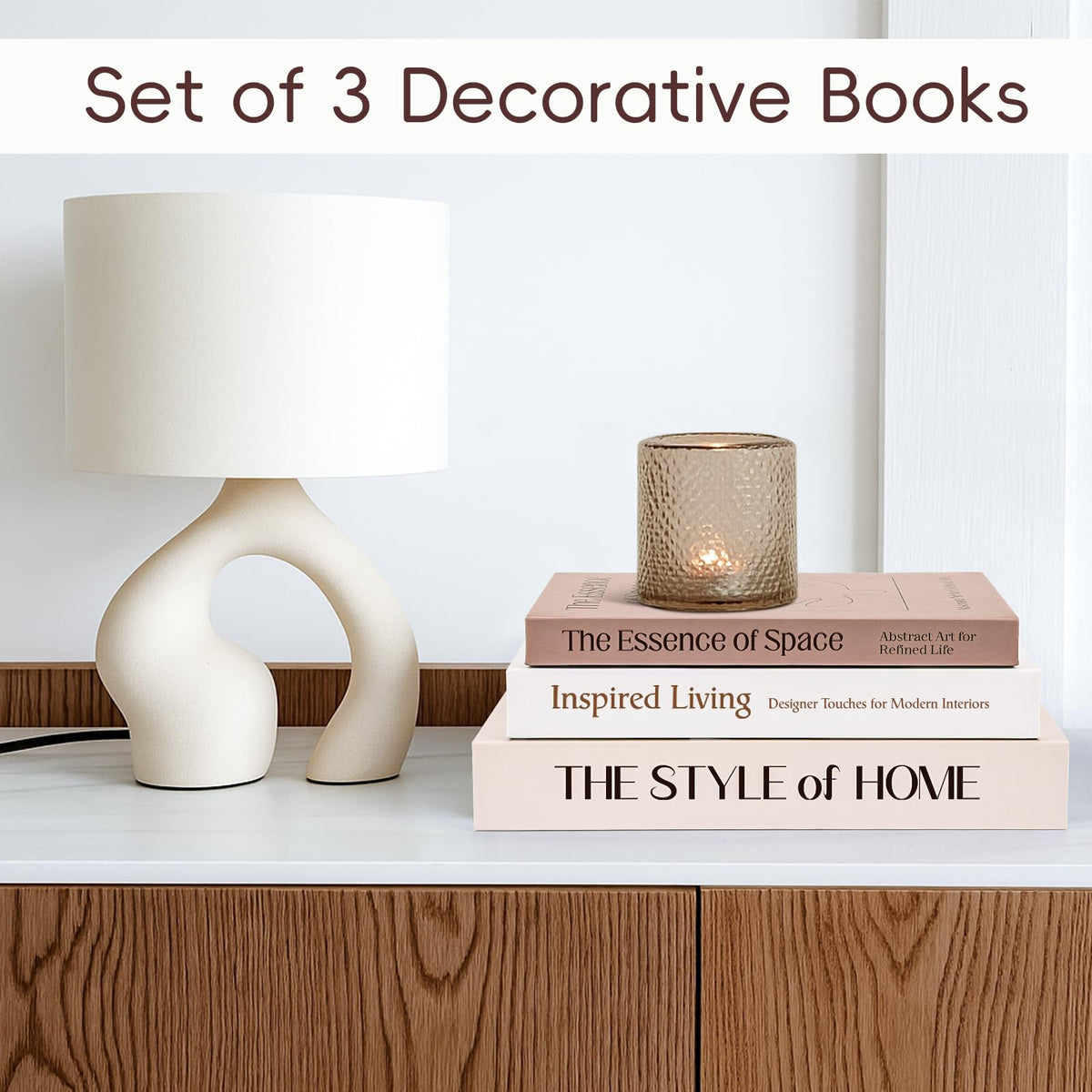Three sizes enable layered arrangements on coffee tables and bookcases.
