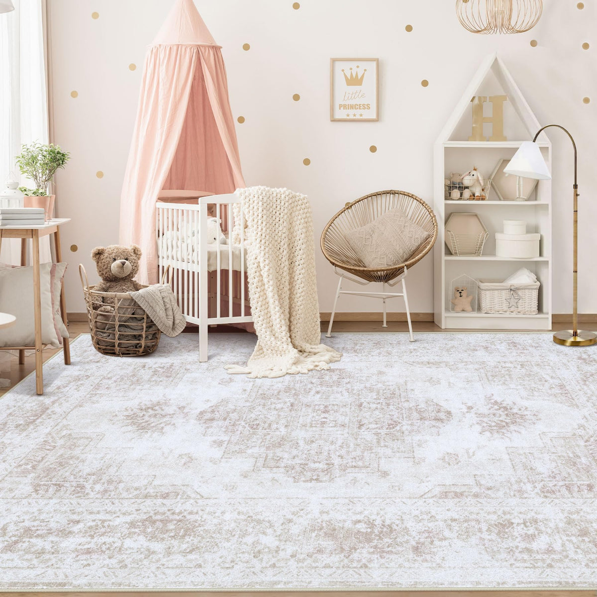 XLUEZ machine-washable rug for quick refresh in busy homes.