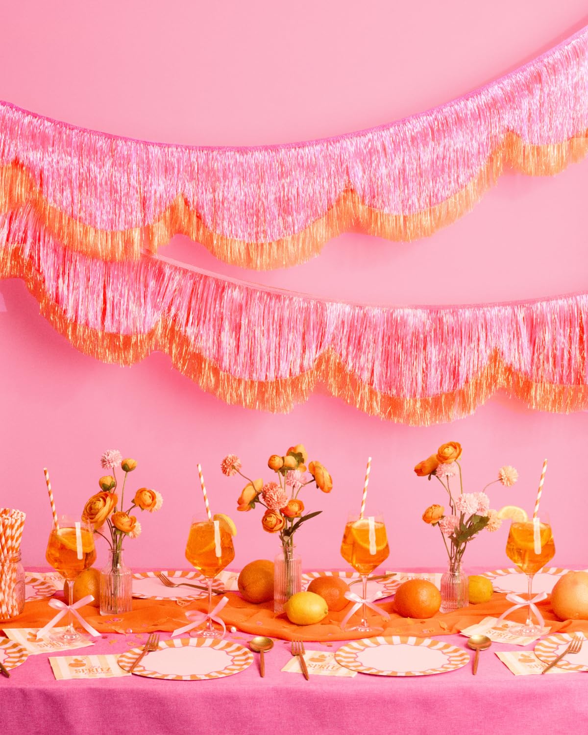 xo-fetti banner includes easy hanging strings for quick setup.