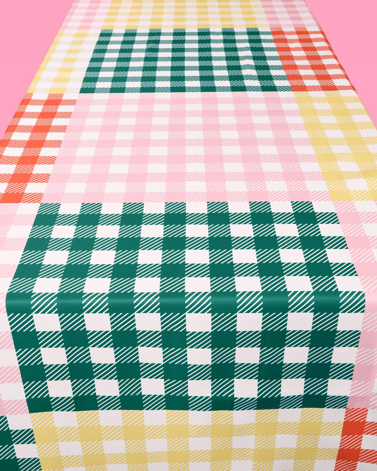 xo, Fetti pastel baby shower table decor