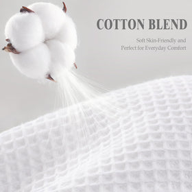 XOGUIBO cotton-polyester blend fabric delivers soft touch and durability.