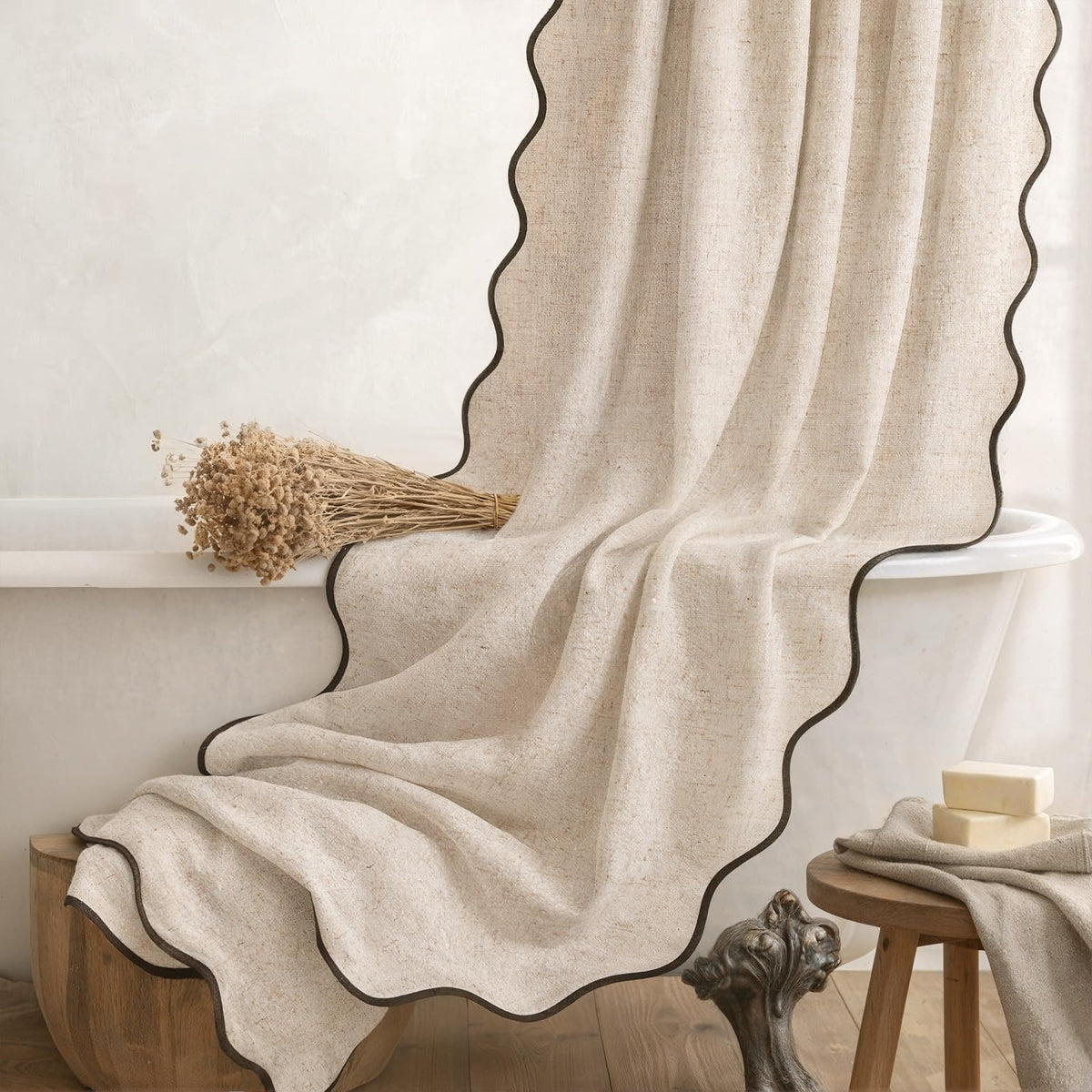 XOGUIBO linen blend fabric adds natural texture and durability to daily showers.