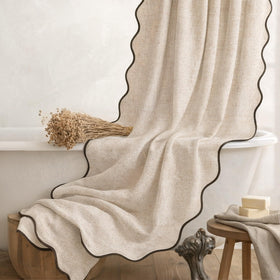 XOGUIBO linen blend fabric adds natural texture and durability to daily showers.