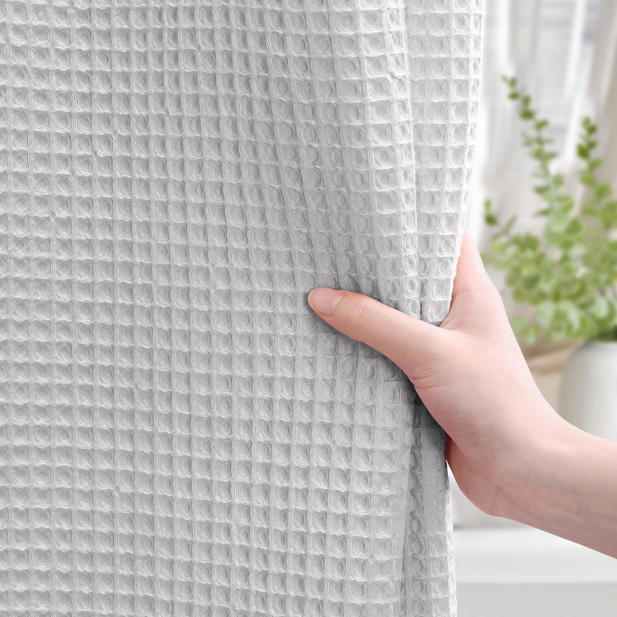 XOGUIBO spa-like curtain textures evoke hotel ambiance.