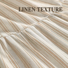 XOGUIBO vintage style curtain adds classic charm to a cozy bath.